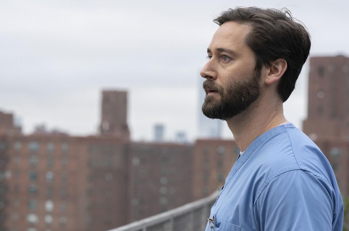 Ryan Eggold en la tercera temporada de ’New Amsterdam’. Ryan Eggold en la tercera temporada de ’New Amsterdam’.