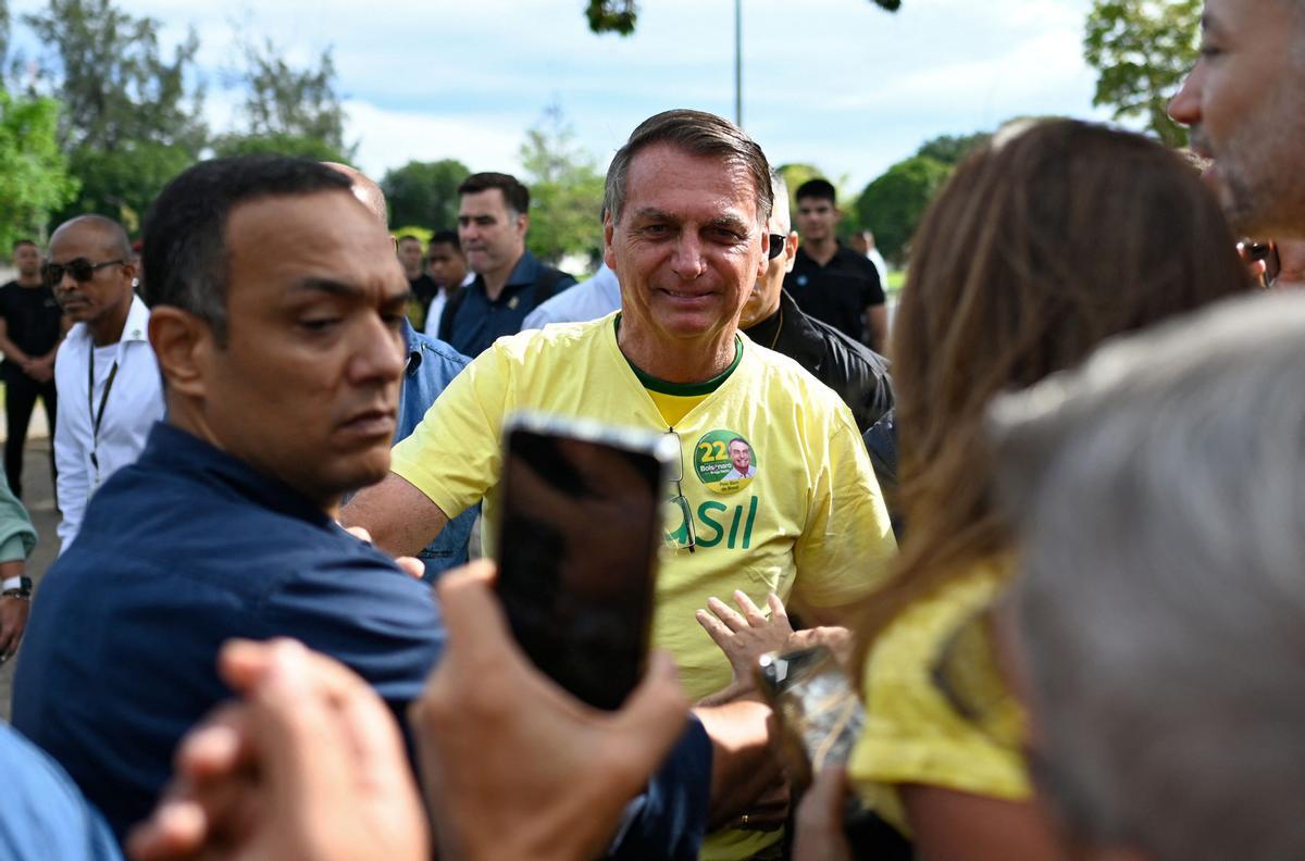 Brasil: del culto a las armas a la amenaza latente de violencia Brasil: del culto a las armas a la amenaza latente de violencia