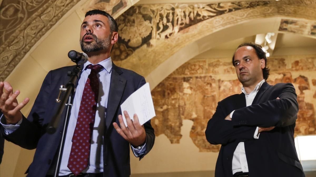 El ’exconseller’ Santi Vila junto a Pepe Serra, director del MNAC, durante una rueda de prensa en julio del 2016 El ’exconseller’ Santi Vila junto a Pepe Serra, director del MNAC, durante una rueda de prensa en julio del 2016