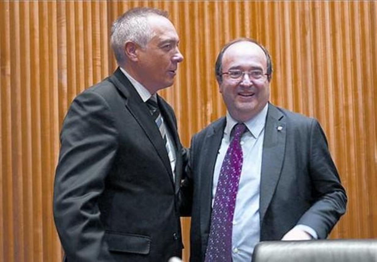 Pere Navarro y Miquel Iceta, el pasado mayo en el Congreso. Pere Navarro y Miquel Iceta, el pasado mayo en el Congreso.