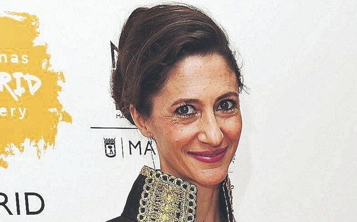 Claudia Stilianopoulos. Claudia Stilianopoulos.