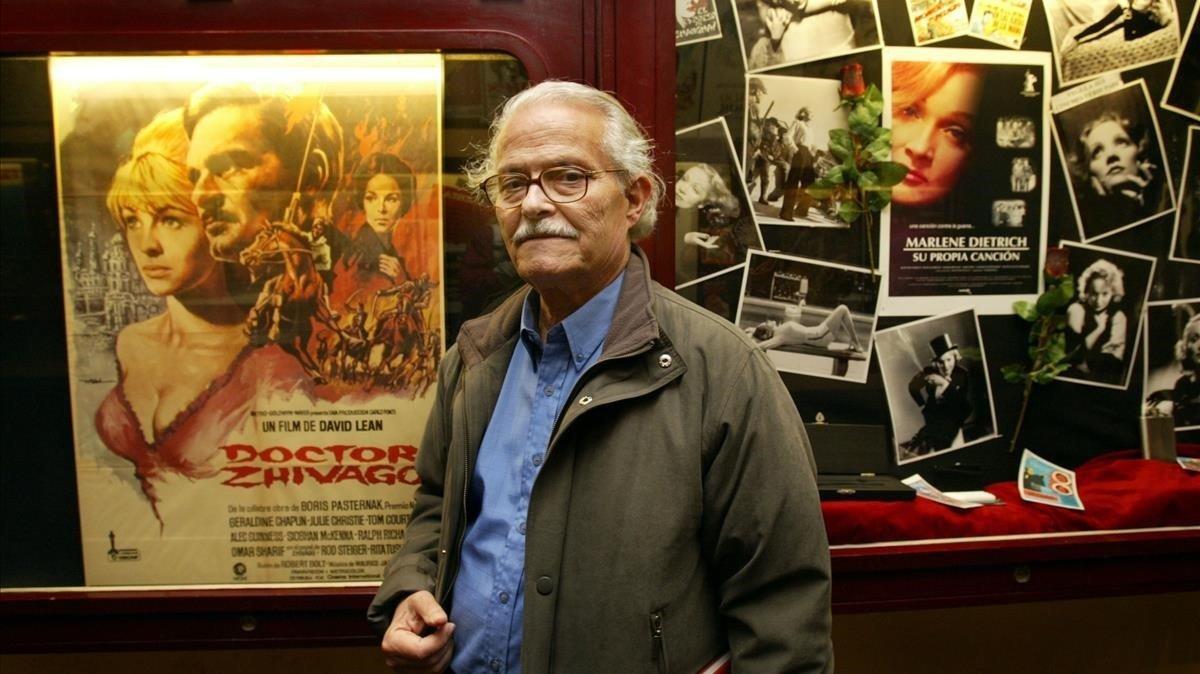 Mac, en el cine Verdi, en el 2003, que albergó una exposición de sus carteles. Mac, en el cine Verdi, en el 2003, que albergó una exposición de sus carteles.