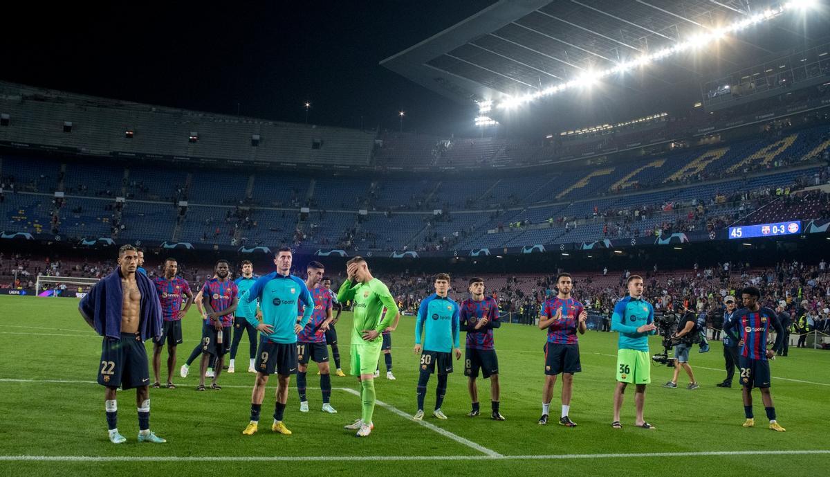 El Barça s’enfanga en una altra ruïna europea