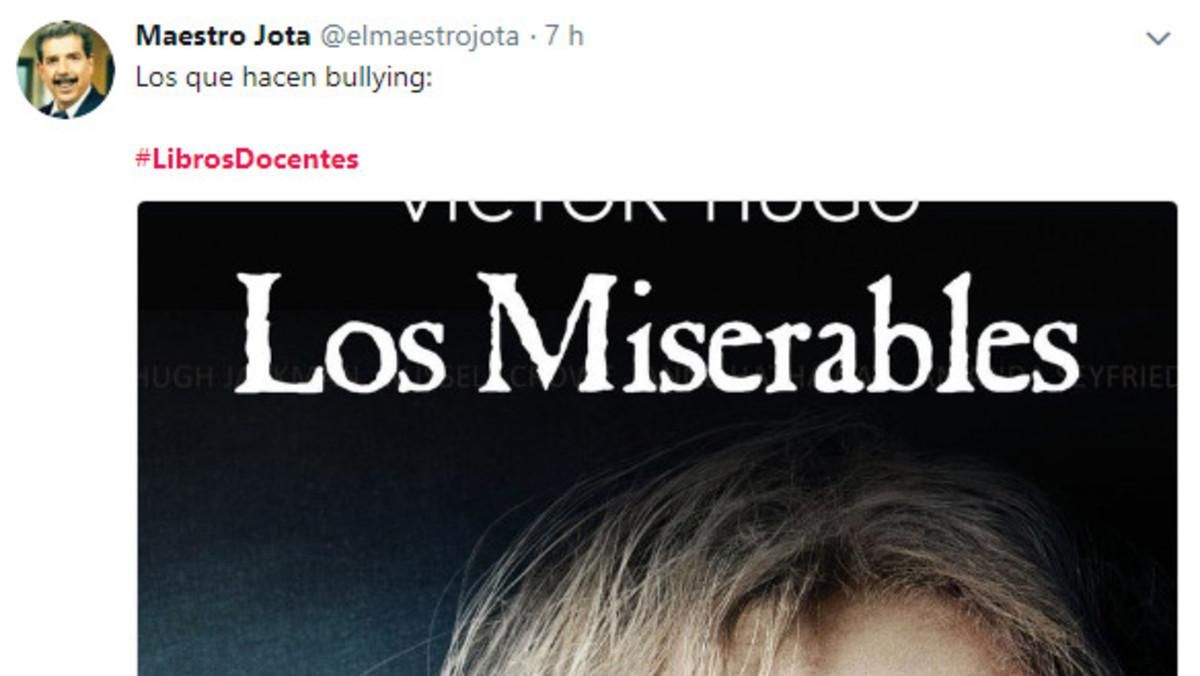 Uno de los tuits publicados con el hashtag #LibrosDocentes Uno de los tuits publicados con el hashtag #LibrosDocentes