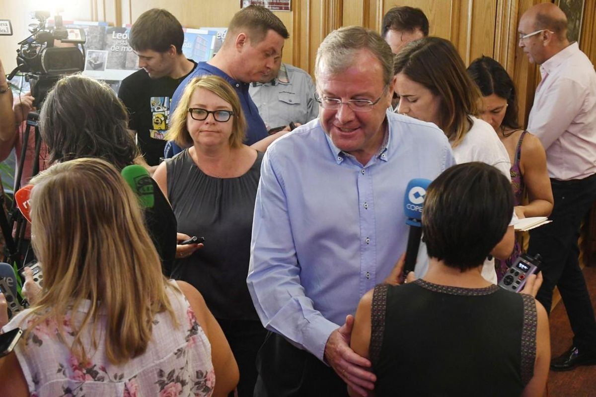 El alcalde de León, Antonio Silván, en una comparecencia de prensa. El alcalde de León, Antonio Silván, en una comparecencia de prensa.