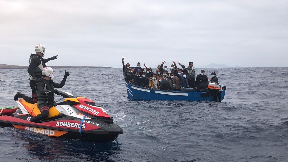 Un de cada cinc migrants que mor en ruta al món mor rumb a les Canàries