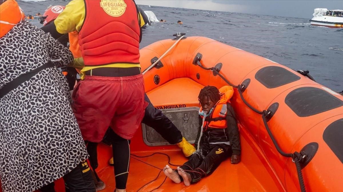 Bangaly, de seis años, rescatado por Open Arms, acaba de perder a su madre. Bangaly, de seis años, rescatado por Open Arms, acaba de perder a su madre.
