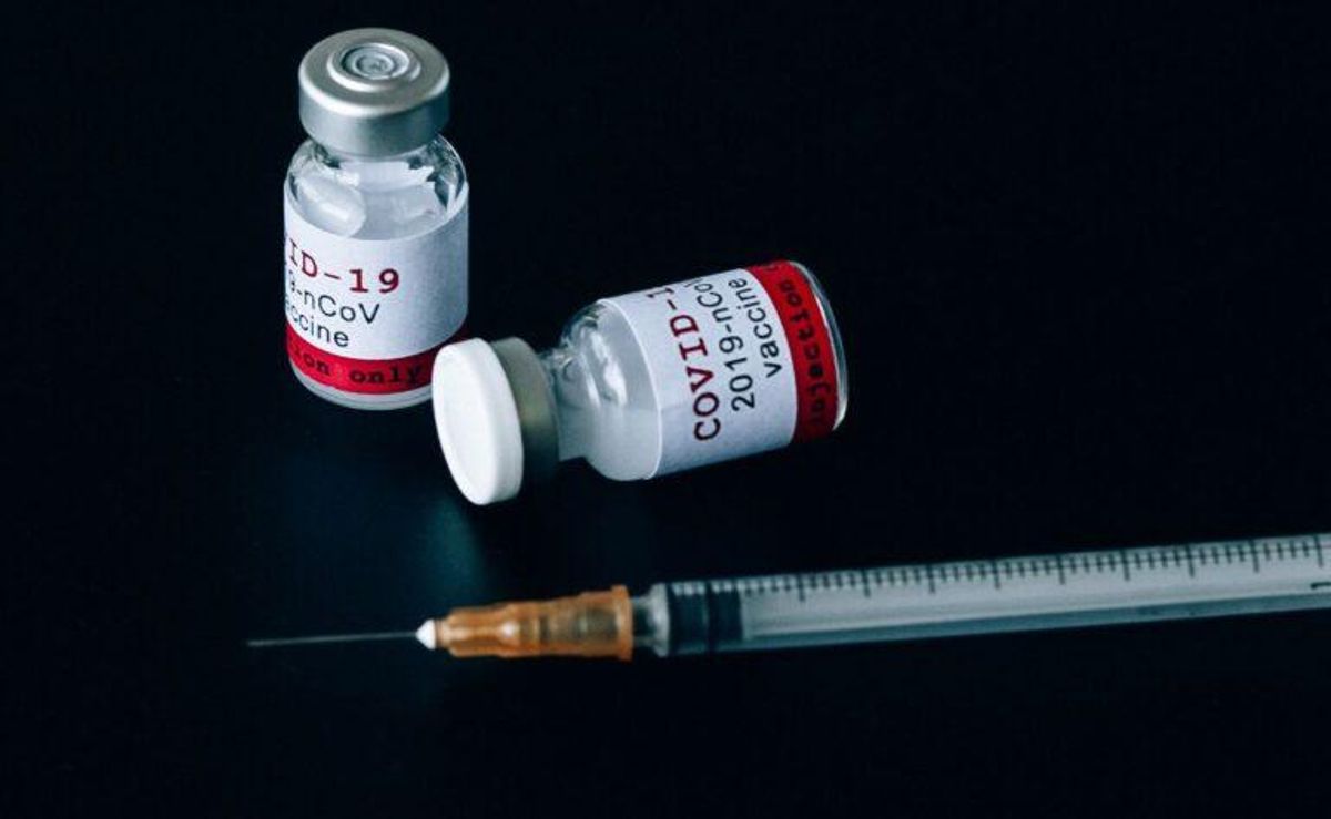 ¿Todavía tienes dudas sobre las vacunas contra el coronavirus? Las sociedades científicas responden ¿Todavía tienes dudas sobre las vacunas contra el coronavirus? Las sociedades científicas responden