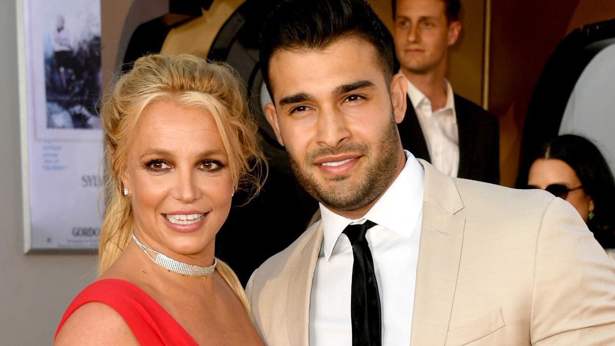 Britney Spears y su novio, el modelo Sam Asghari.