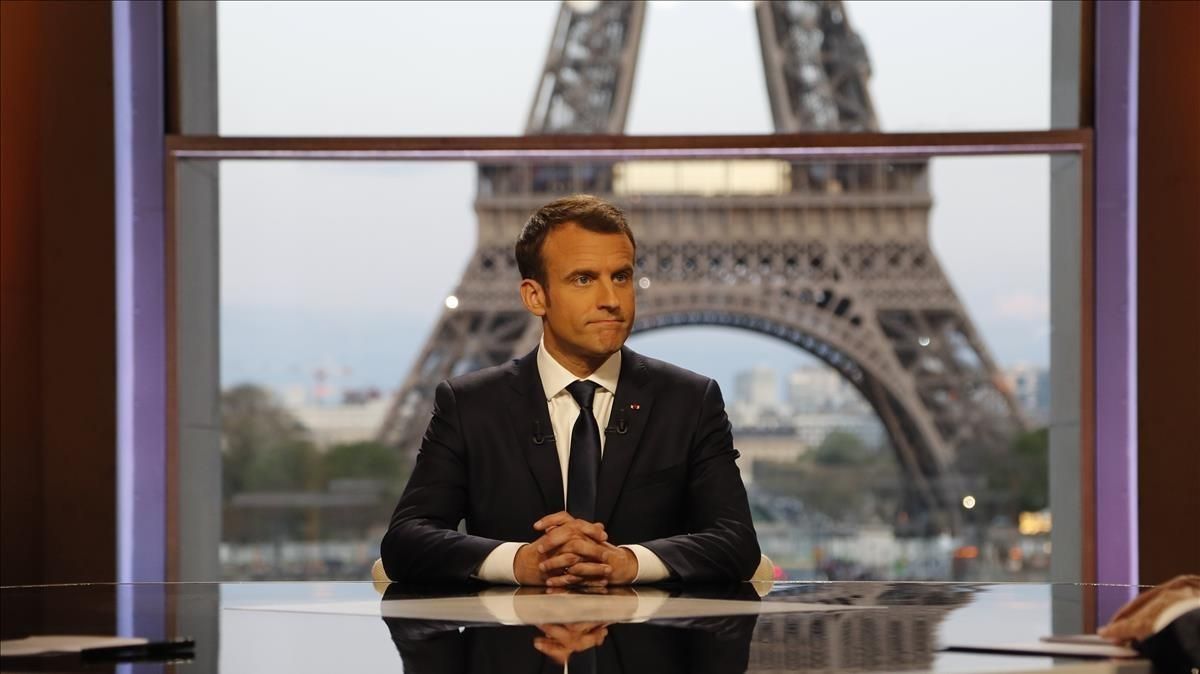 Macron, durante la entrevista. Macron, durante la entrevista.