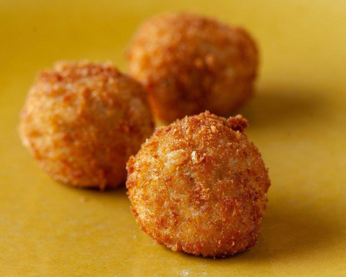 Així es fa la croqueta de pernil ibèric de Nino Redruello Així es fa la croqueta de pernil ibèric de Nino Redruello