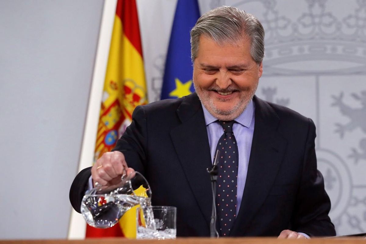 El Gobierno subraya que Alemania considera a Puigdemont "prófugo" y no perseguido político El Gobierno subraya que Alemania considera a Puigdemont "prófugo" y no perseguido político