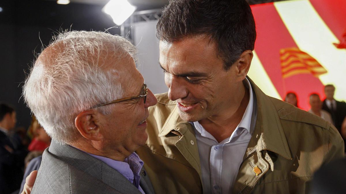 Borrell y Sánchez, en un acto de la campaña electoral de las elecciones catalanas de septiembre del 2015.