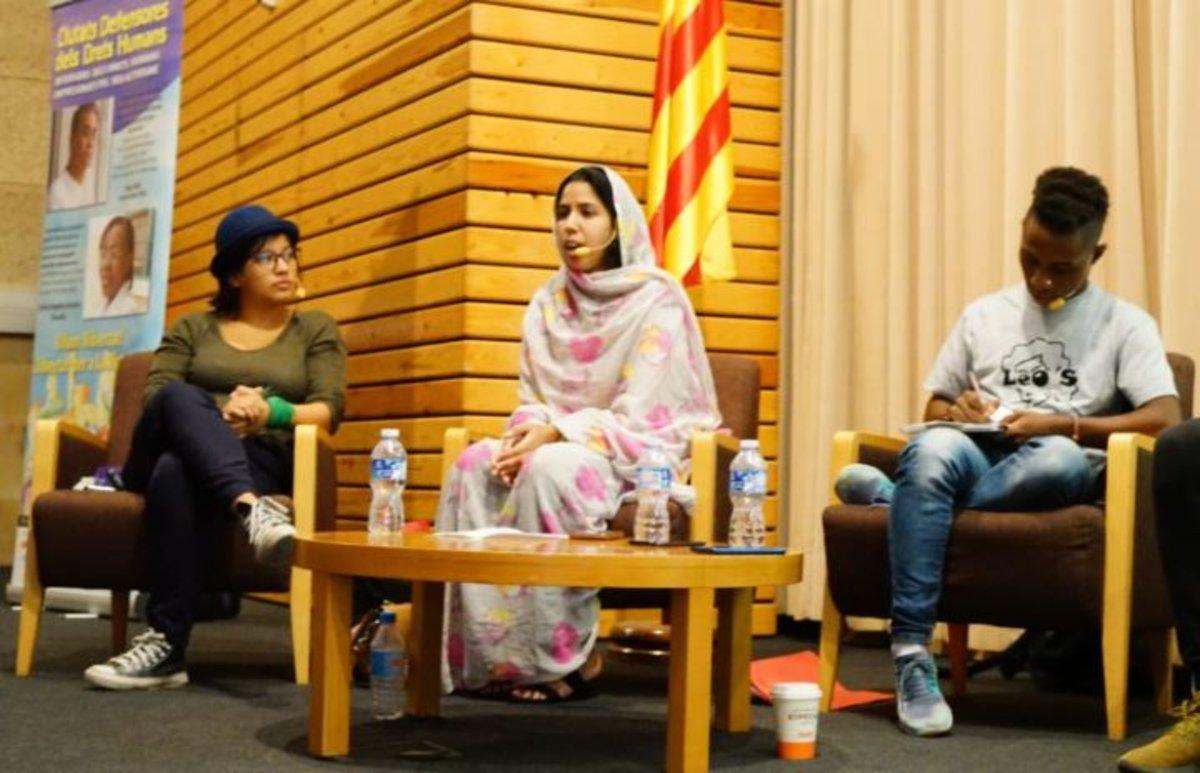 Tres activistas mundiales en el marco de las ’Ciutats Defensores dels Drets Humans’ en Esplugues.
