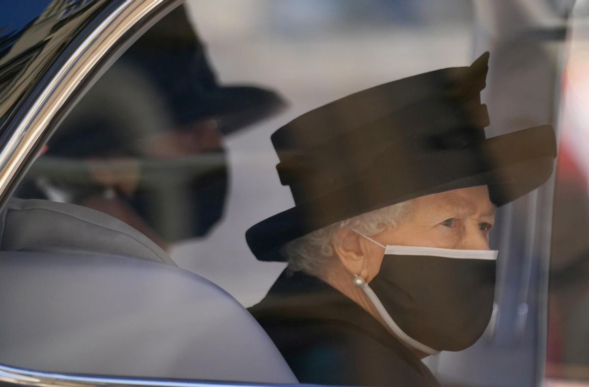 Isabel II acude al entierro de Felipe de Edimburgo, el pasado sábado, 17 de abril. Isabel II acude al entierro de Felipe de Edimburgo, el pasado sábado, 17 de abril.