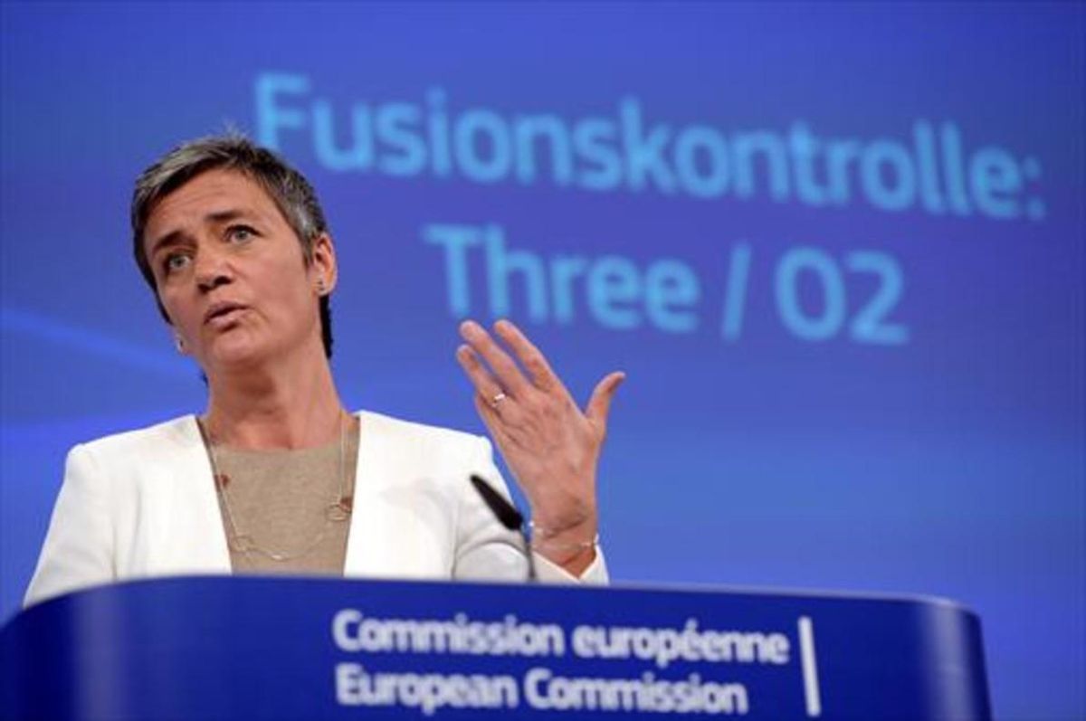 La candidata europea de Competencia, Margrethe Vestager, comparece ante los medios, ayer, en Bruselas. La candidata europea de Competencia, Margrethe Vestager, comparece ante los medios, ayer, en Bruselas.
