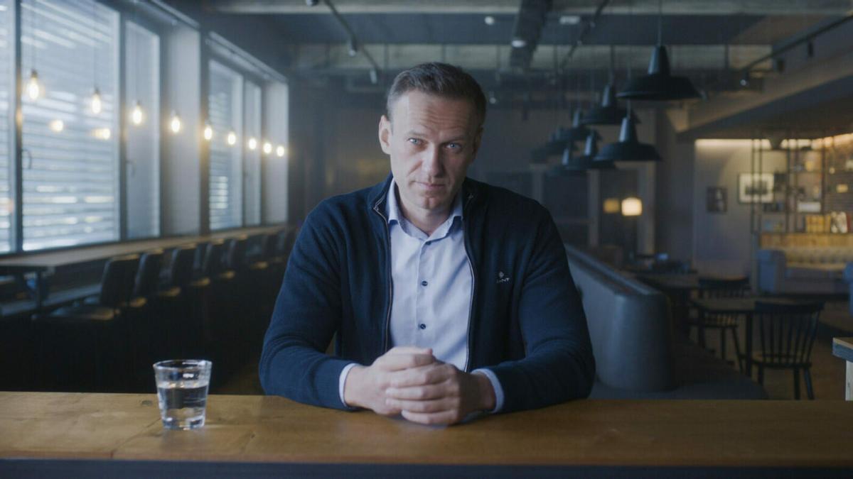 Daniel Roher, director de ‘Navalny’: «El que passa avui a Ucraïna reflecteix el que ha fet Putin en els últims 15 anys»