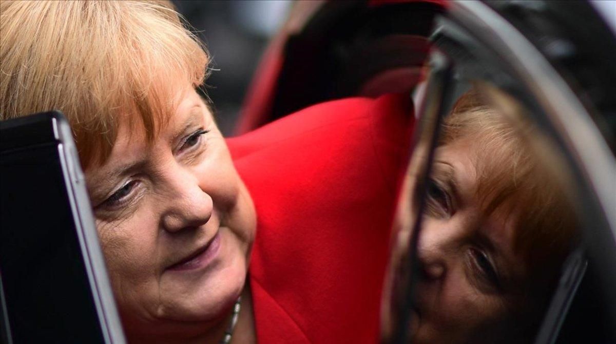 La cancillera Angela Merkel, tras su tradicional comparecencnia de verano en Berlín. La cancillera Angela Merkel, tras su tradicional comparecencnia de verano en Berlín.