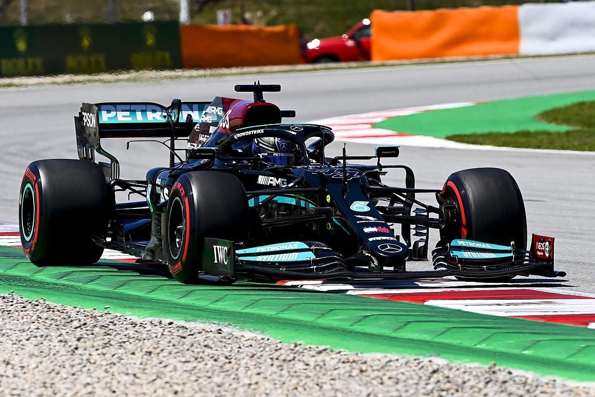 Lewis Hamilton ha sido el más rápido en la ’qualy’ de este mediodía. Lewis Hamilton ha sido el más rápido en la ’qualy’ de este mediodía.