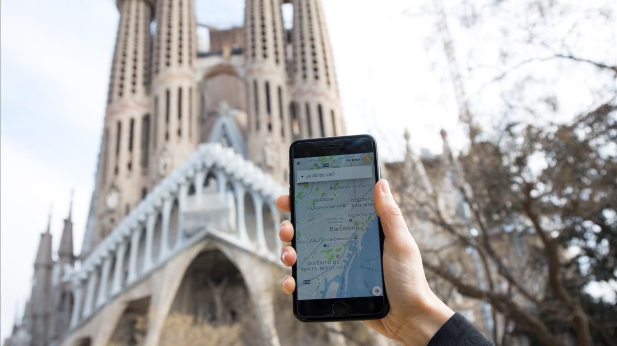 Aplicación de Uber en Barcelona. Aplicación de Uber en Barcelona.
