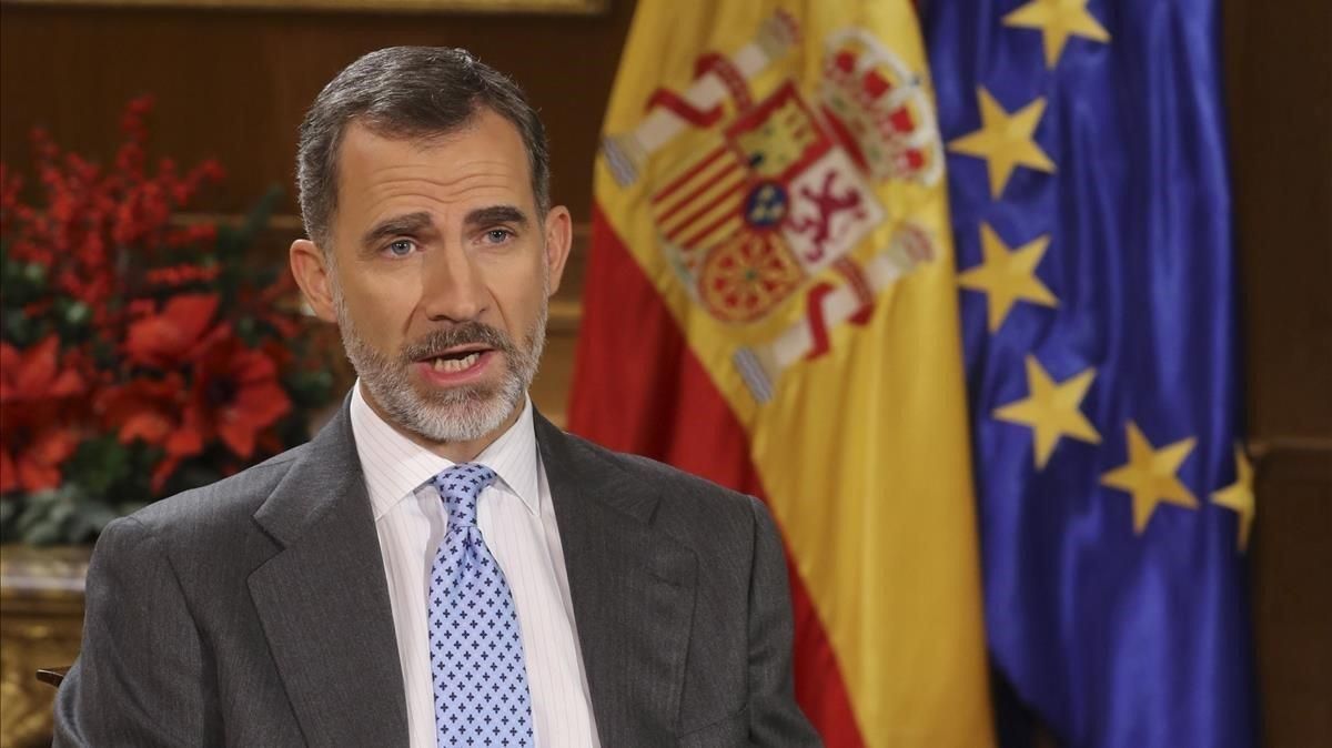 Felipe VI, durante el mensaje navideño del 2017. Felipe VI, durante el mensaje navideño del 2017.
