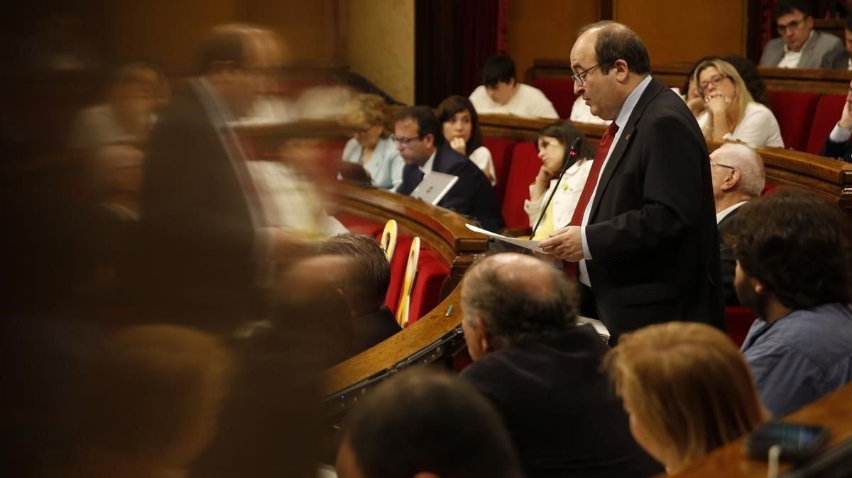 Miquel Iceta en el Parlament. Miquel Iceta en el Parlament.