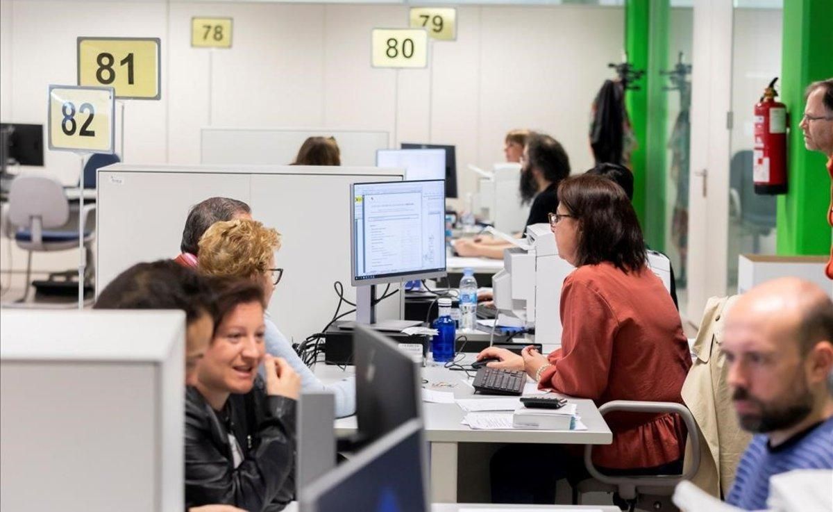 Oficinas de la Agencia Tributaria en Valladolid. Oficinas de la Agencia Tributaria en Valladolid.