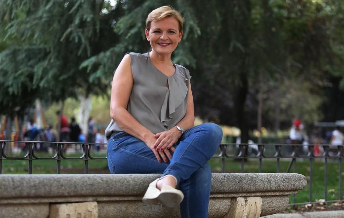Ana Criado Inchauspe: «Mediar no va de hablar, sino de escuchar» Ana Criado Inchauspe: «Mediar no va de hablar, sino de escuchar»