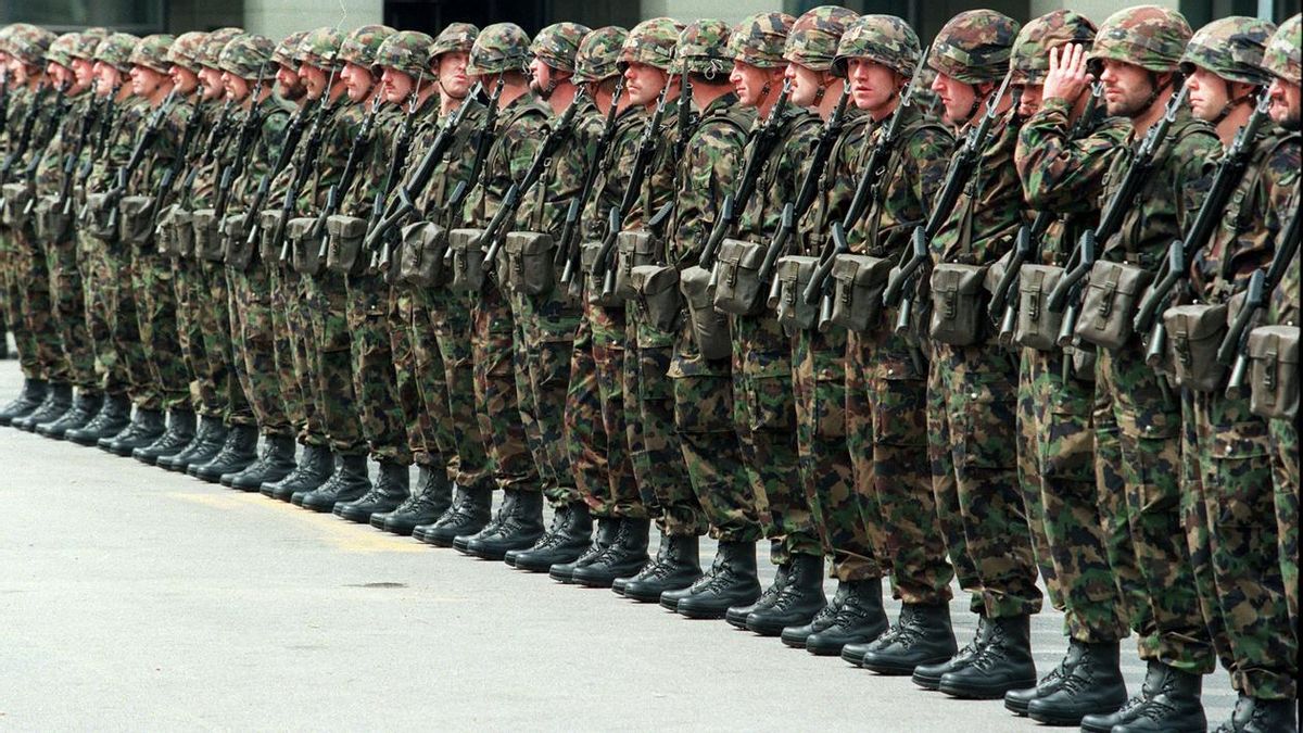 Miembros del ejército suizo. Miembros del ejército suizo.