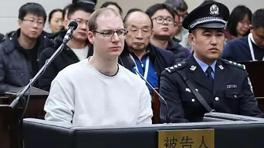 China ratifica la condena a muerte a un canadiense por tráfico de drogas - Vimarsana News