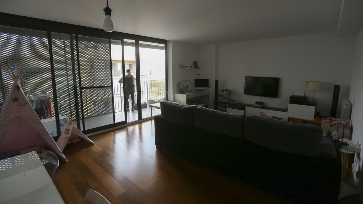 Interior de uno de los pisos del 113 de la avenida de Barcelona, en Sant Joan Despí (Barcelona). Interior de uno de los pisos del 113 de la avenida de Barcelona, en Sant Joan Despí (Barcelona).