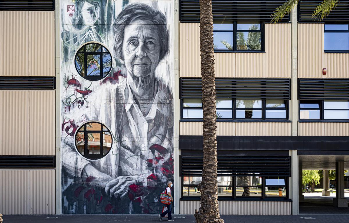 Mural en honor a la bioquímica española Margarita Salas