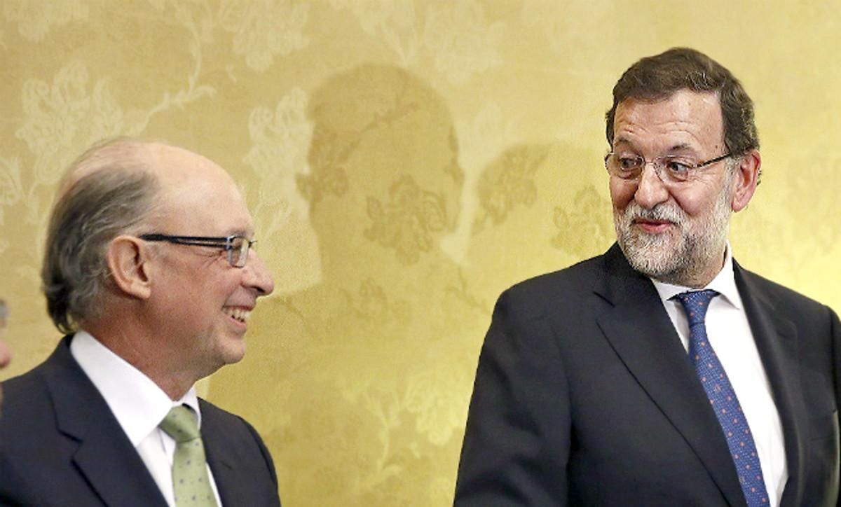 Cristóbal Montoro y Mariano Rajoy. Cristóbal Montoro y Mariano Rajoy.
