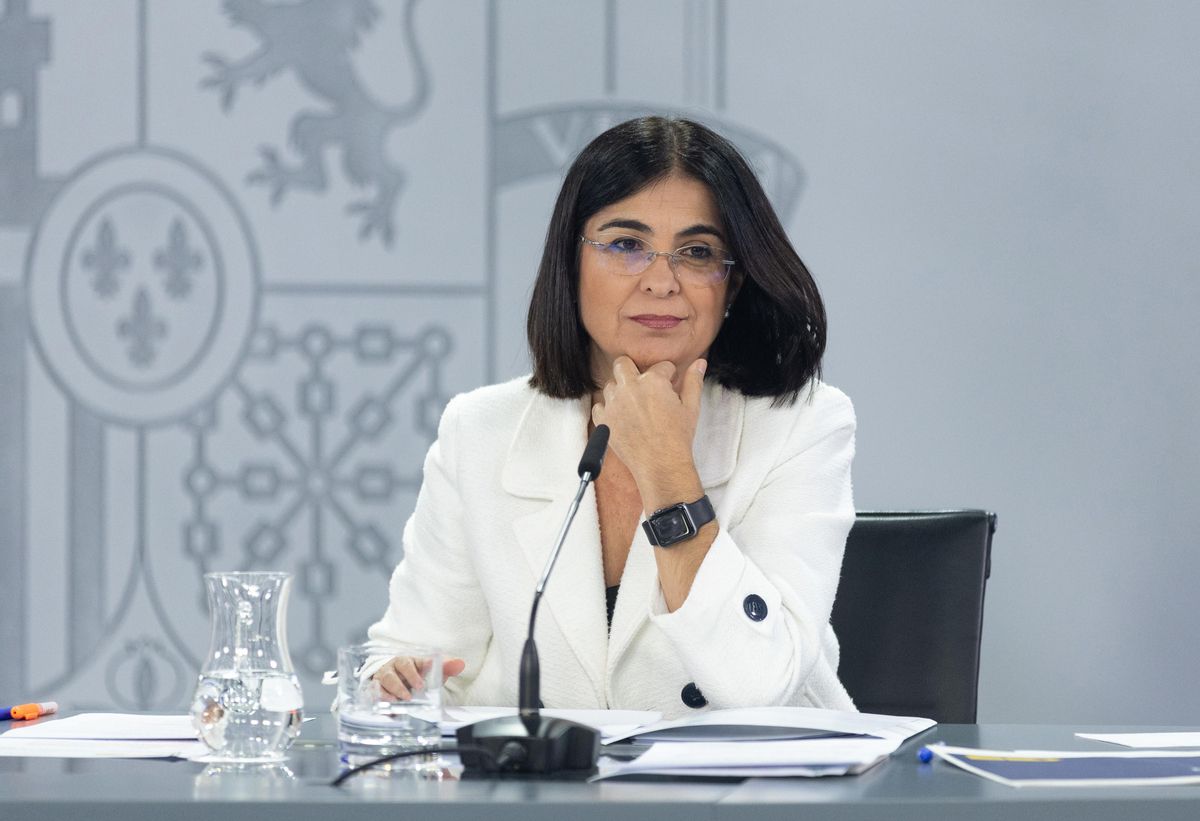 La falta de médicos desata la guerra entre Sanidad y las consejerías del PP La falta de médicos desata la guerra entre Sanidad y las consejerías del PP