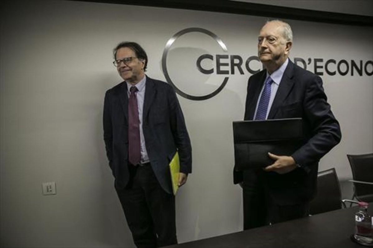 El presidente del Cercle d’Economia, Juan José Brugera (derecha), con Jordi Alberich, director general, ayer. El presidente del Cercle d’Economia, Juan José Brugera (derecha), con Jordi Alberich, director general, ayer.