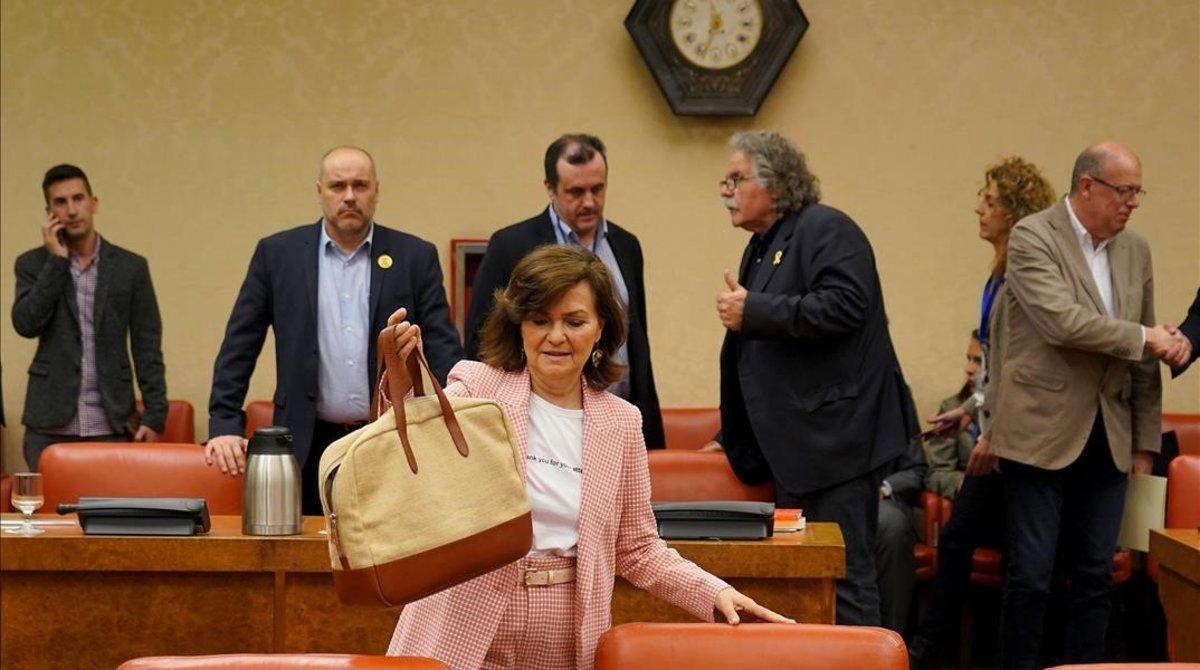 La vicepresidenta del Gobierno, Carmen Calvo, ha defendido el real decreto del ’brexit’ en la Diputación Permanente.