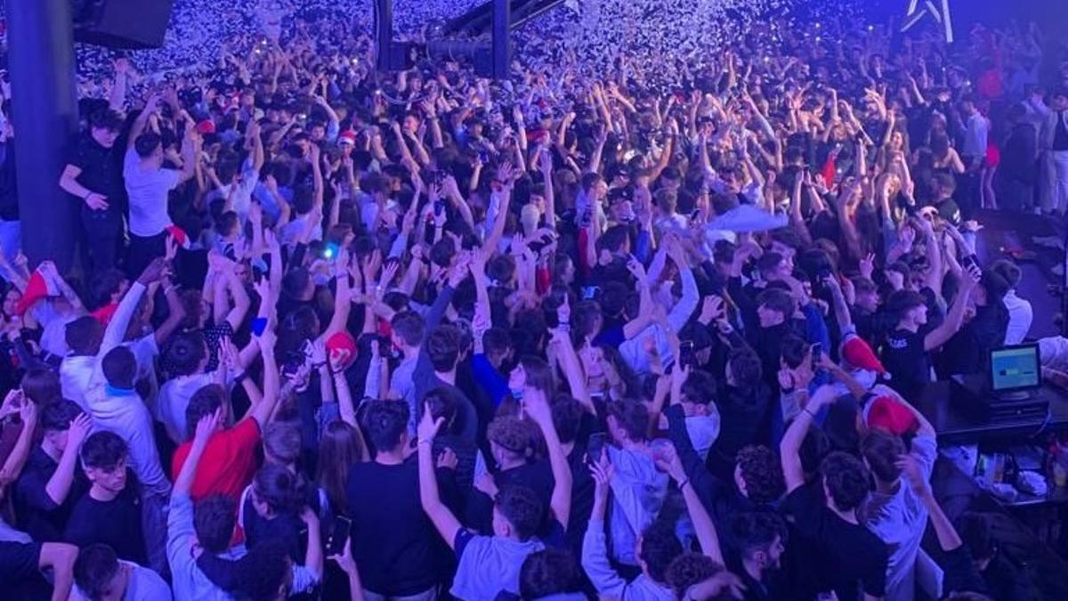 La víctima d’una punxada denuncia els porters d’una discoteca de Mataró per omissió de socors