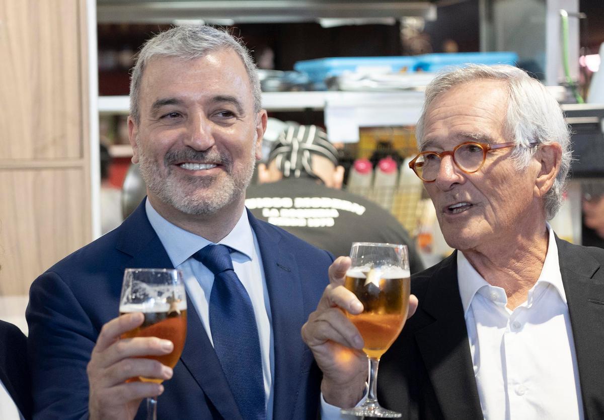 Collboni y Trias, el 5 de mayo, en un acto previo a la campaña electoral, en el mercado de la Boqueria Collboni y Trias, el 5 de mayo, en un acto previo a la campaña electoral, en el mercado de la Boqueria