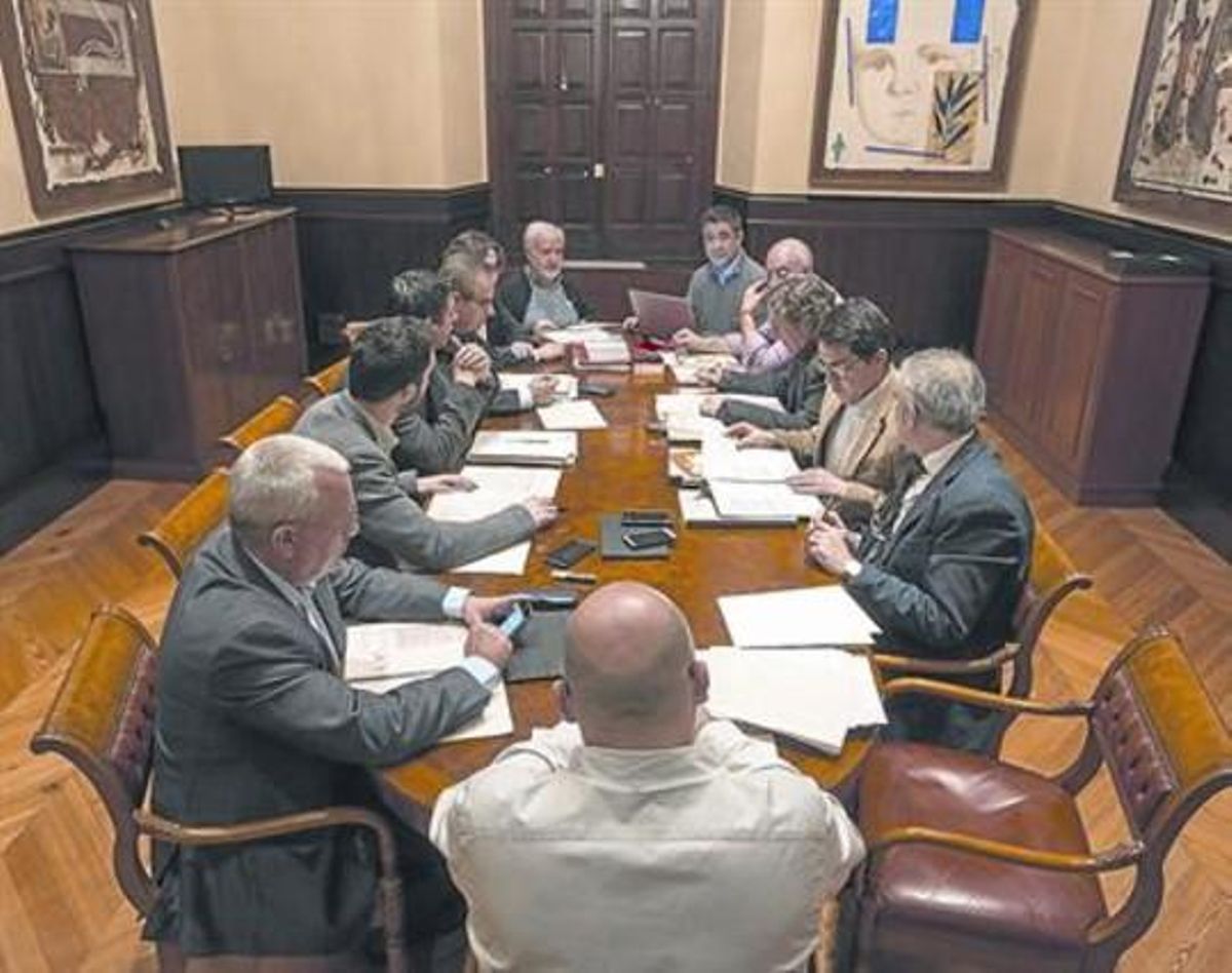Reunión de la ponencia sobre la ley electoral catalana, el 6 de marzo del 2015, en el Parlament. Reunión de la ponencia sobre la ley electoral catalana, el 6 de marzo del 2015, en el Parlament.