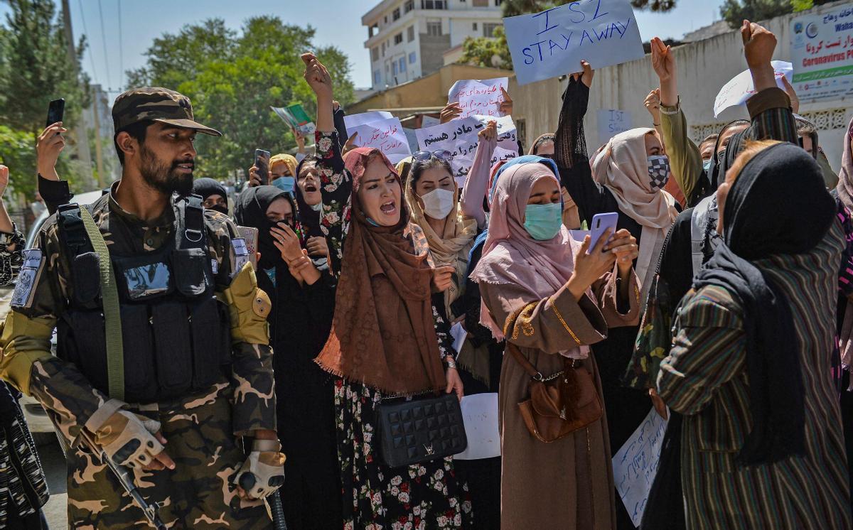 Las protestas de las mujeres afganas se han extendido por todo el país. 