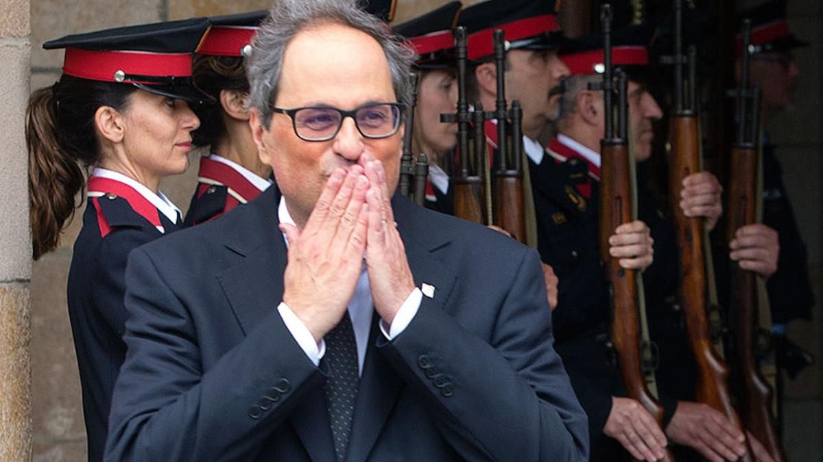 Quim Torra, a la salida del Parlament tras ser investido ’president’ de la Generalitat. Quim Torra, a la salida del Parlament tras ser investido ’president’ de la Generalitat.