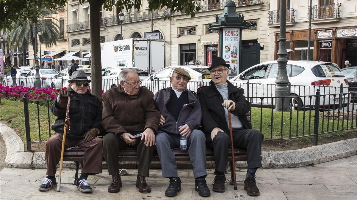 Impuestos finalistas para la sostenibilidad de las pensiones Impuestos finalistas para la sostenibilidad de las pensiones