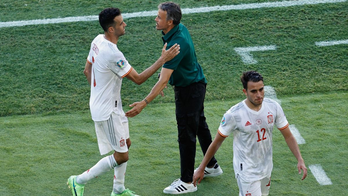 Busquets admet que la golejada suposa «una eufòria» anímica Busquets admet que la golejada suposa «una eufòria» anímica