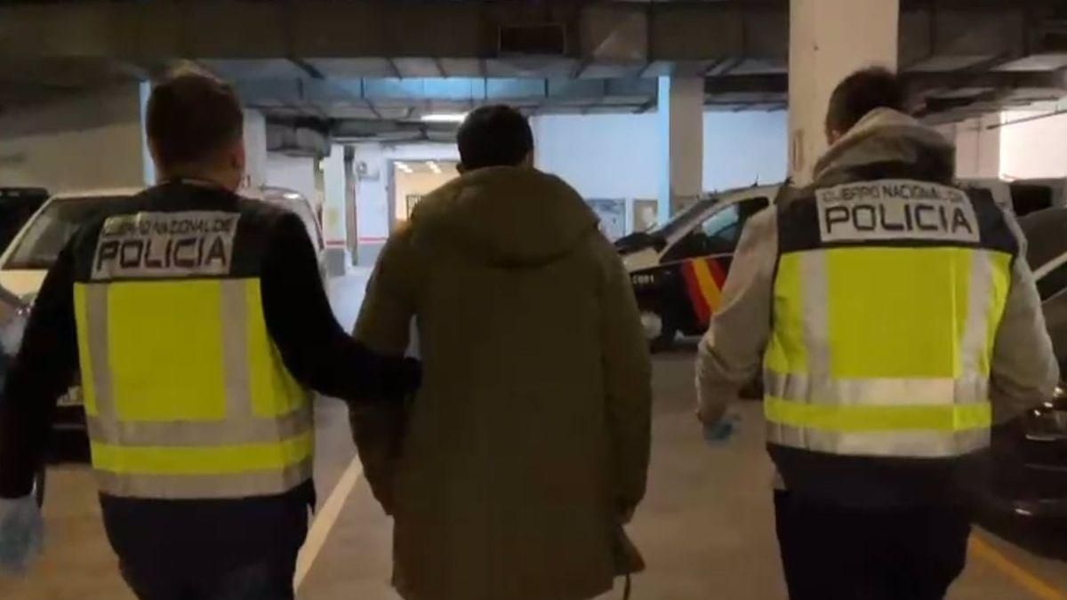 Detingut l’home buscat per donar una pallissa a la seva nòvia menor d’edat a Màlaga Detingut l’home buscat per donar una pallissa a la seva nòvia menor d’edat a Màlaga