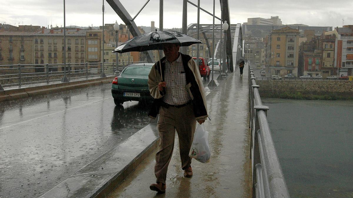 Les abundants pluges mantenen en alerta les Terres de l’Ebre i deixen sense llum més de 6.000 abonats