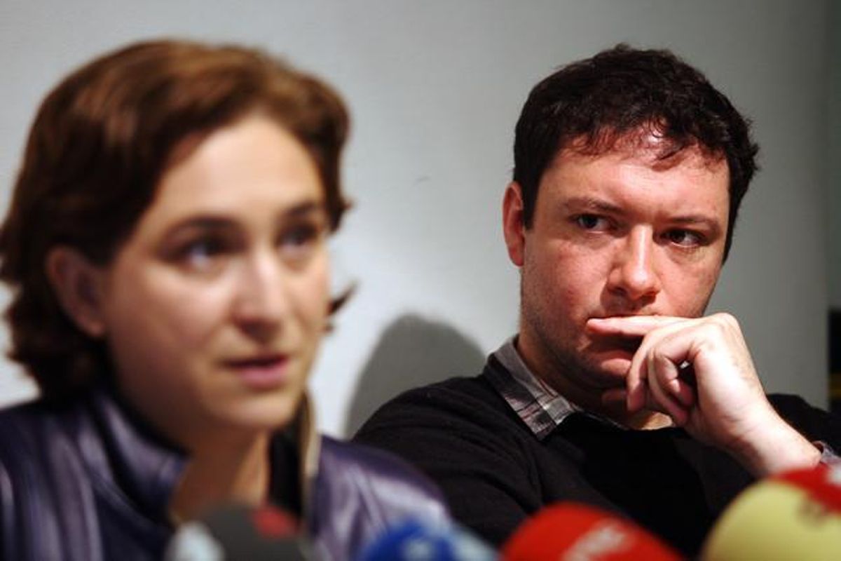 Ada Colau y su marido, Adrià Alemany, en un acto en septiembre del 2013 Ada Colau y su marido, Adrià Alemany, en un acto en septiembre del 2013