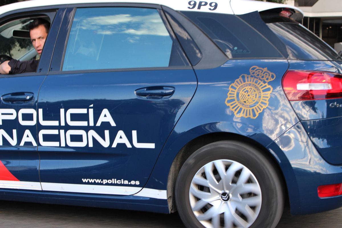 Un tiroteig en ple carrer entre dues famílies acaba amb un ferit a Sevilla Un tiroteig en ple carrer entre dues famílies acaba amb un ferit a Sevilla