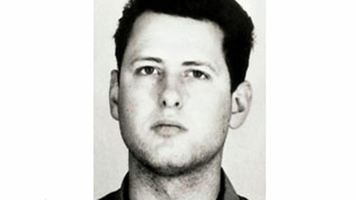 Retrato de Carlos García Juliá, autor de la matanza de Atocha en 1997 y prófugo de justicia española. Retrato de Carlos García Juliá, autor de la matanza de Atocha en 1997 y prófugo de justicia española.