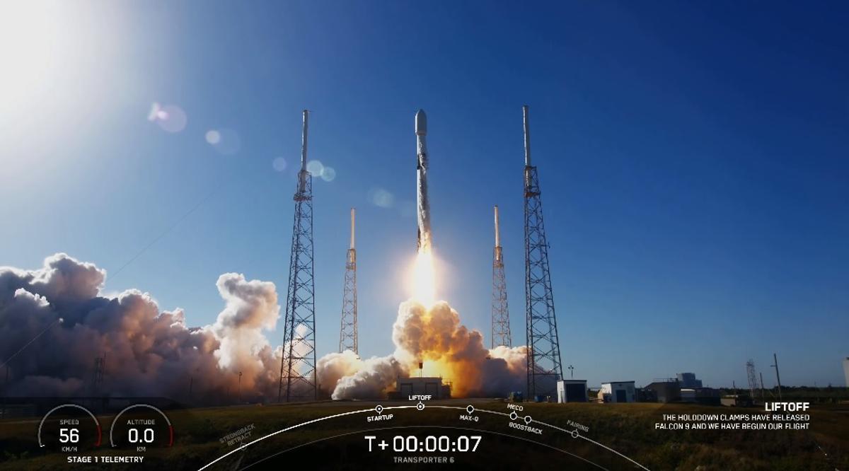 Despegue del cohete de SpaceX que llevaba consigo el nanosatélite catalán ’Menut’