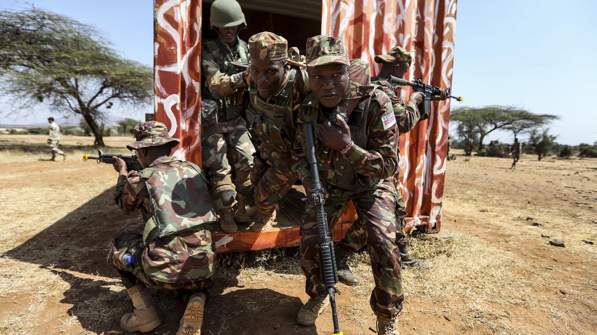 EEUU monta en la sabana de Kenia su mayor maniobra militar en África